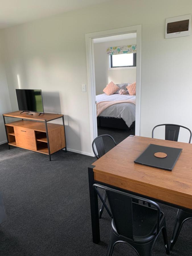 Oxford - Under The Mountains 1-Bedroom Guesthouse Burnt Hill エクステリア 写真